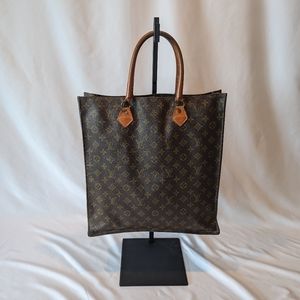 LOUIS VUITTON Authentic Vintage 1970's  Monogramed Leather Sac Plat Tote